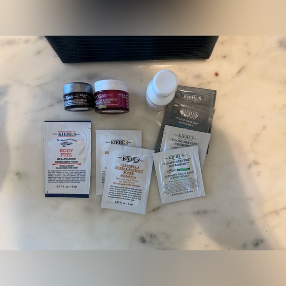 10 pc KIEHL”s mini bundle with a brand new cpb makeup pouch - Picture 3 of 6